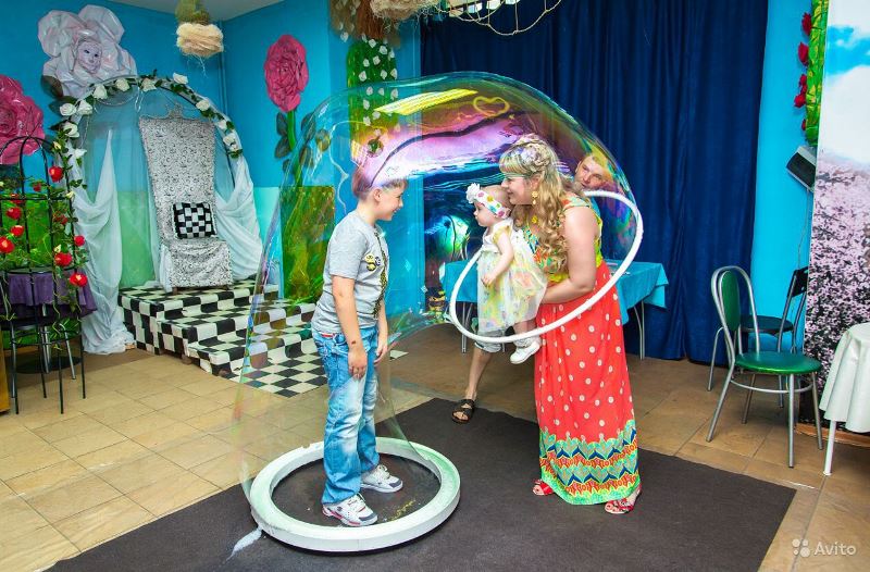 Шоу мыльных пузырей на детский день рождения в сад в Москве