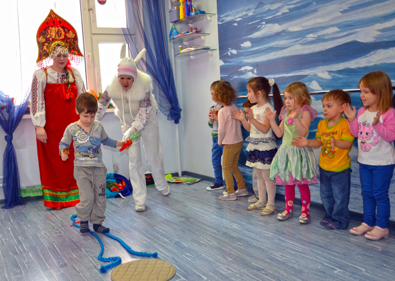 Кукольный театр в Москве. Выездной театр для детей.